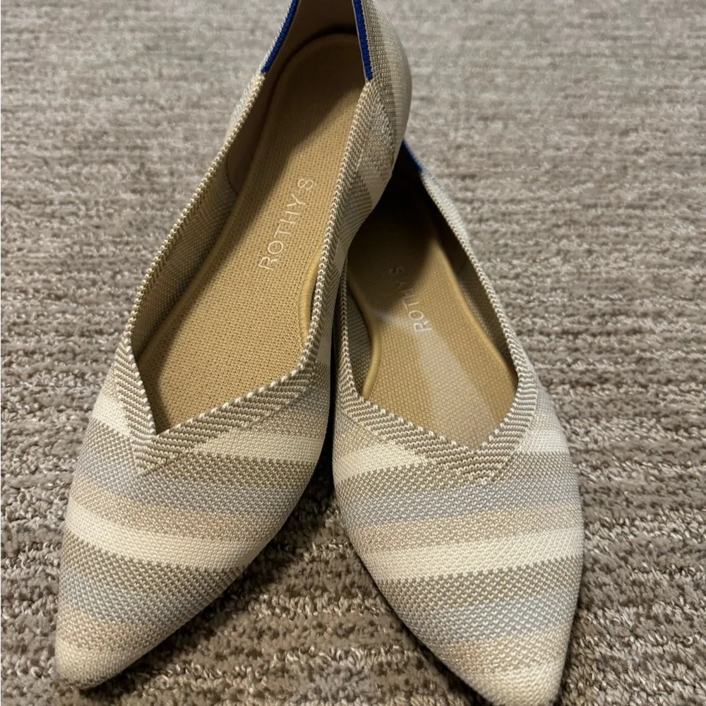 Rothy’s Flats- silver and cream size 10.5 - Picture 2 of 3